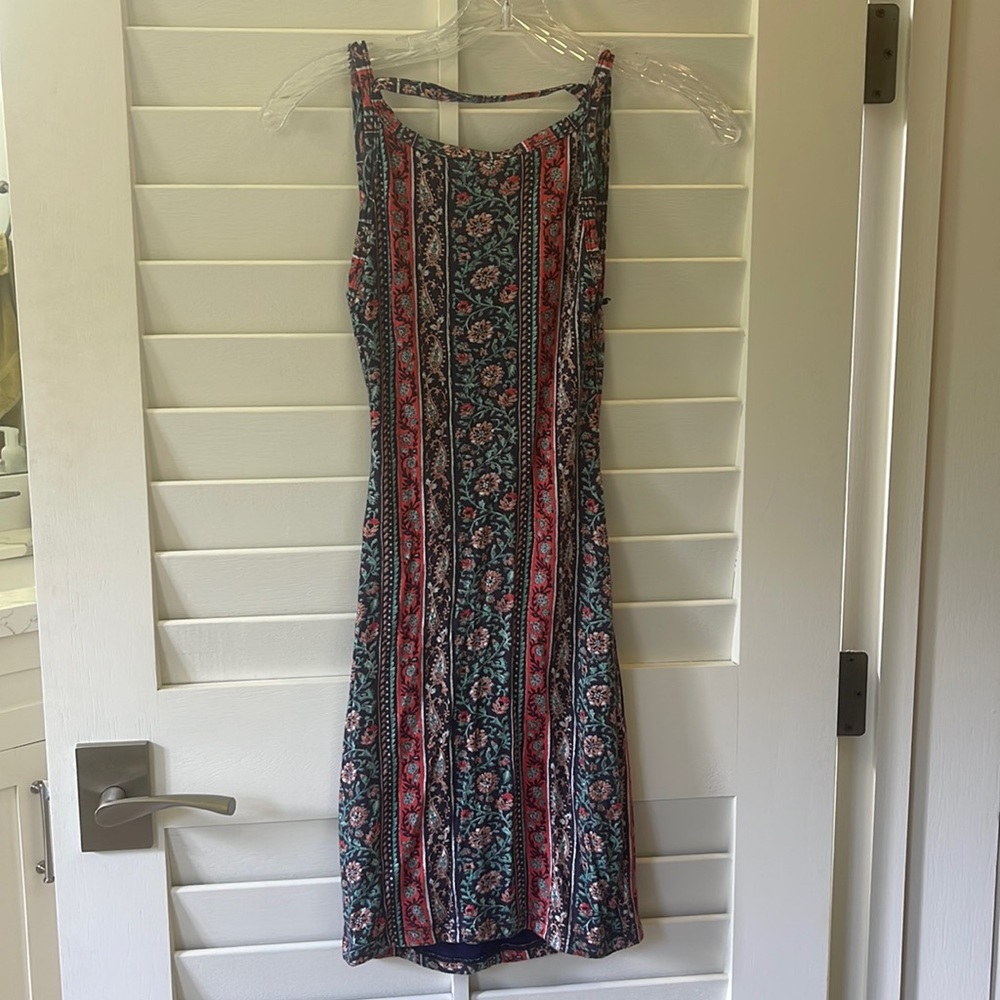 Lulus backless summer dress